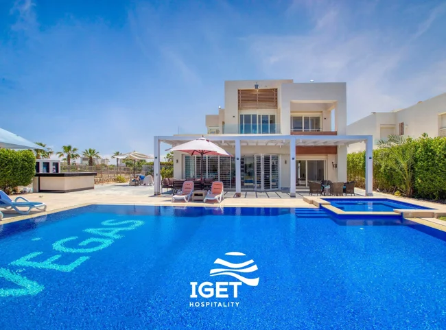 Image of Standalone Villa with Private Pool in Hacienda Bay